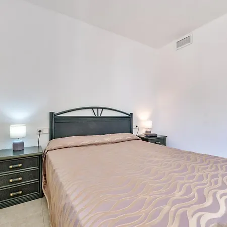 Διαμέρισμα Zafiro Atico *